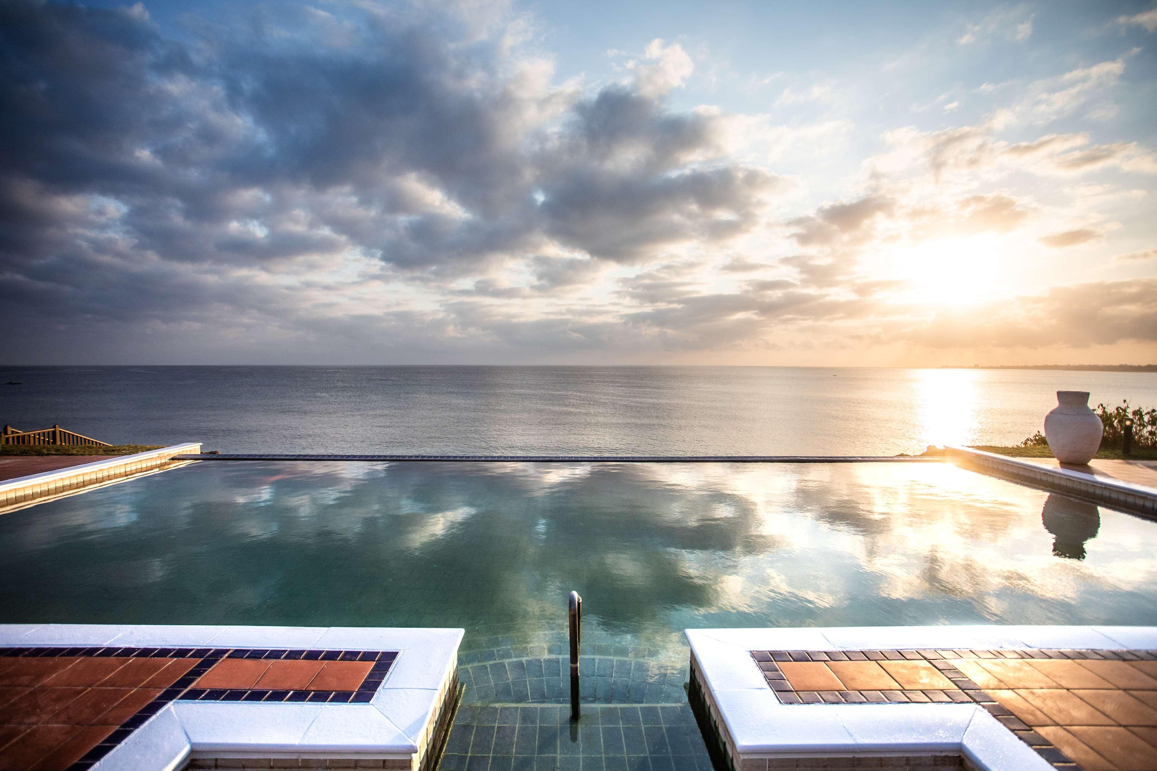 Avani Pemba Beach Hotel Екстериор снимка